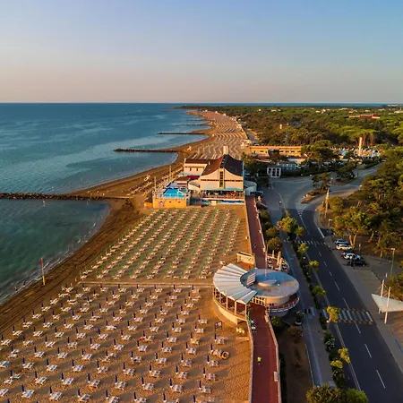 Apartment Cozy In Lignano Lignano Sabbiadoro